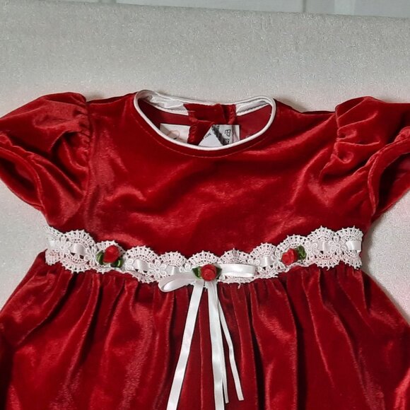 Youngland VTG Baby Red Velvet Jumper Christmas Romper Holiday Girls 6-9 months - Picture 2 of 10